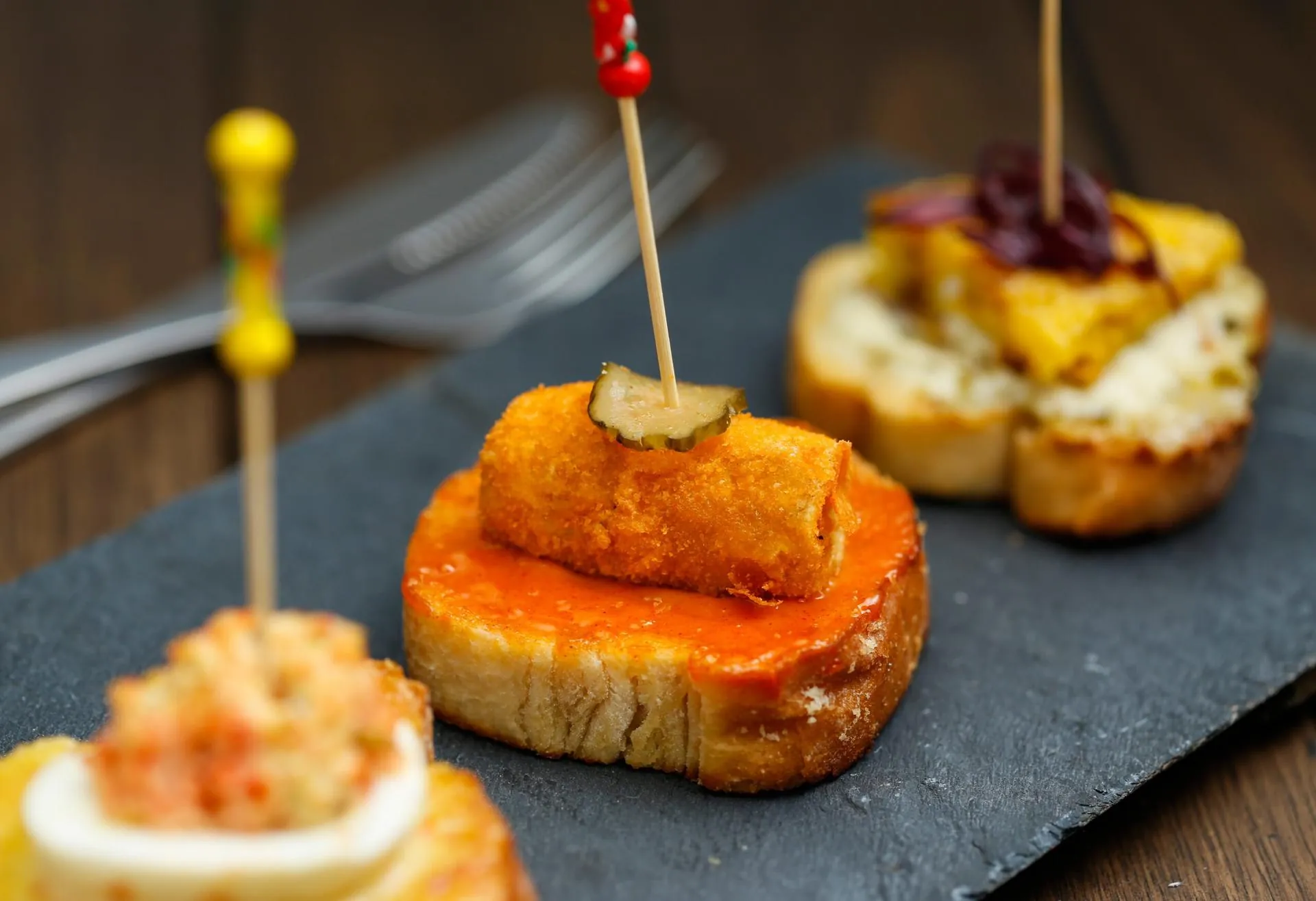 Traditional Spanish tapas snacks | Audaz Revista