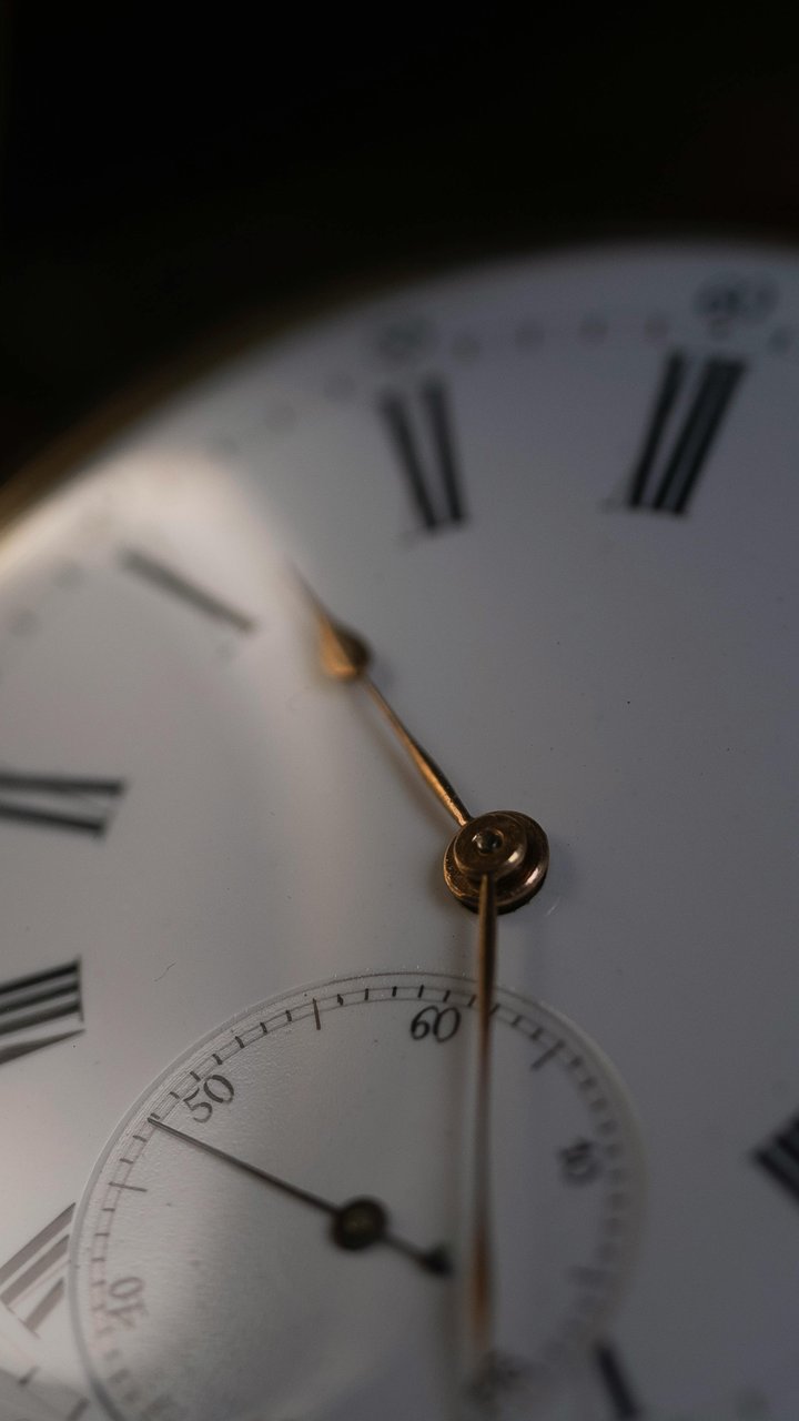 Telling Time in Spanish